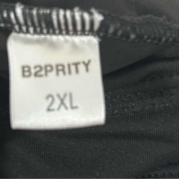 B2PRITY Black One Piece Cut Out V neck Ruffle V back Swim Suit Size 2XL Black - Picture 7 of 12